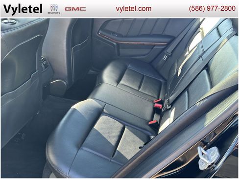 Used 2013 Mercedes-Benz E 350 4MATIC Sedan image 11