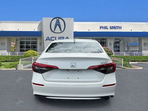 Used 2024 Honda Civic Sport image 6