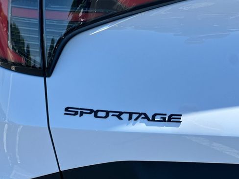 Used 2026 Kia Sportage X-Line w/ X-Line Premium Package AWD/4WD image 31