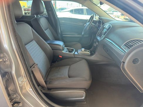 Used 2018 Chrysler 300 Touring w/ Sport Appearance Package RWD image 30