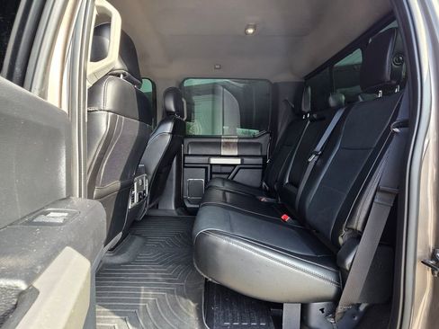 Used 2018 Ford F250 Lariat w/ Chrome Package image 12