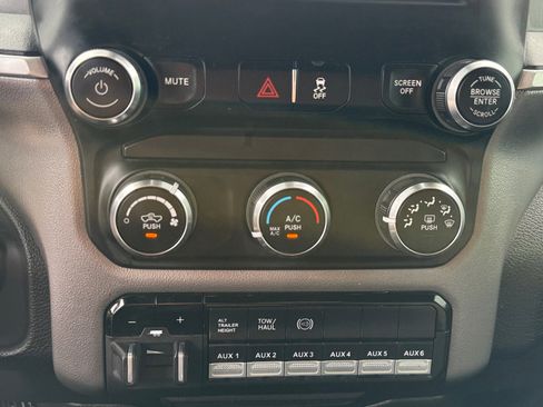 Used 2022 RAM 3500 Big Horn w/ Max Tow Package image 25