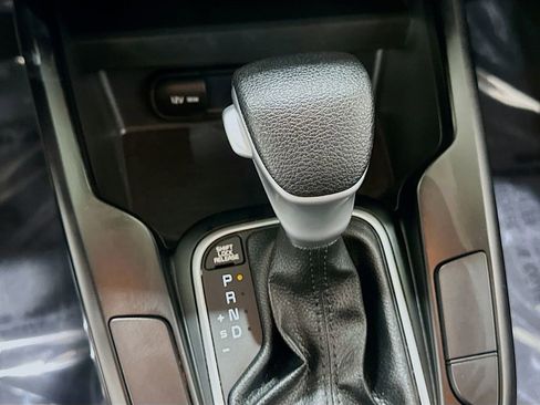 Used 2023 Kia Soul LX w/ LX Technology Package FWD image 16