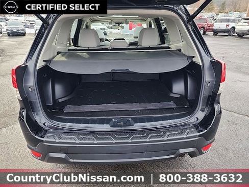 Used 2020 Subaru Forester Premium image 30