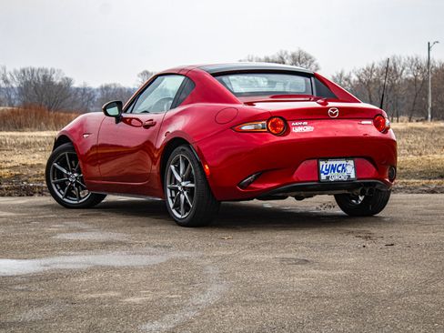 Used 2017 MAZDA MX-5 Miata RF Grand Touring image 10