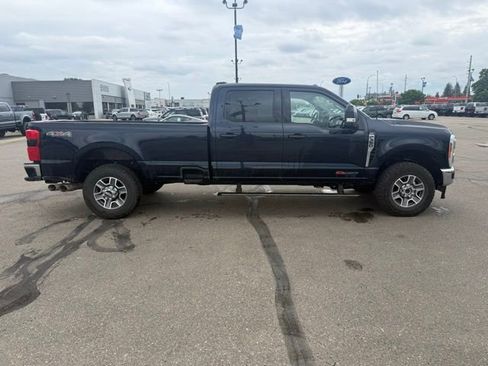 Used 2023 Ford F350 Lariat w/ Lariat Ultimate Package AWD/4WD image 11