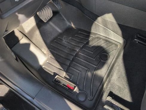 Used 2024 Mitsubishi Outlander SEL image 36