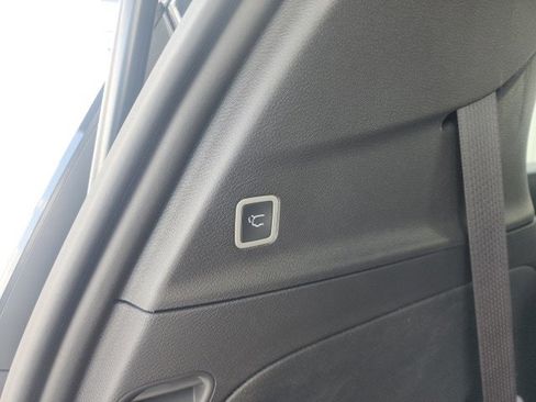 New 2026 Chrysler Pacifica Select image 22