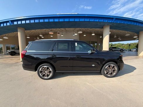 New 2027 Ford Expedition King Ranch AWD/4WD image 17