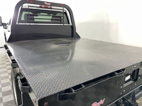 New 2025 GMC Sierra 3500 Pro w/ Convenience Package RWD image 23