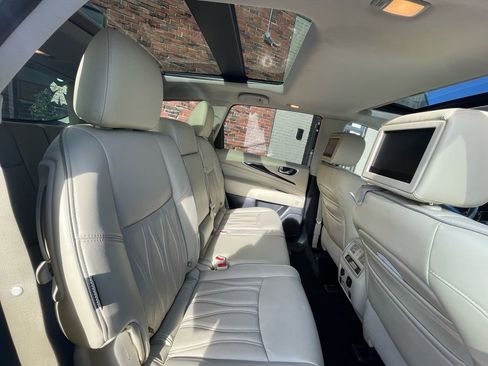 Used 2019 INFINITI QX60 Luxe w/ Sensory Package image 26