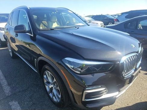 Used 2019 BMW X5 xDrive40i w/ Premium Package 2 AWD/4WD image 2