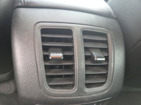 Used 2017 Ford Taurus Limited image 50