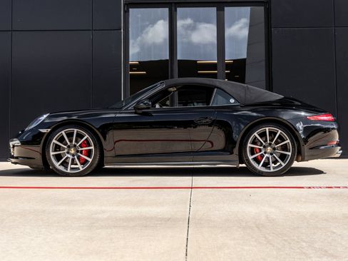 Certified 2014 Porsche 911 Carrera 4S AWD/4WD image 2