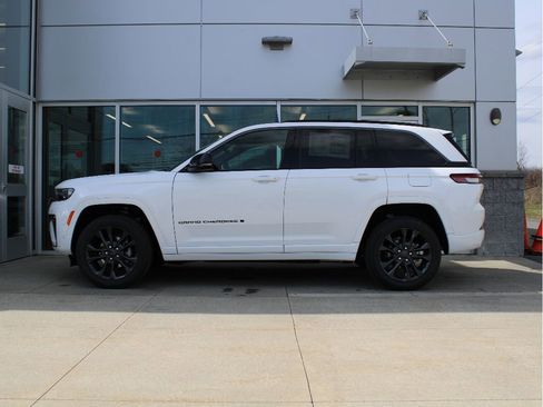New 2026 Jeep Grand Cherokee Limited Reserve AWD/4WD image 5