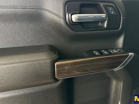 Used 2021 Chevrolet Silverado 1500 LT Trail Boss w/ Bed Protection Package image 11