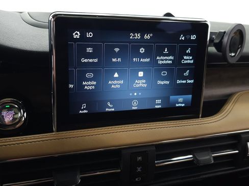 Used 2021 Lincoln Corsair Reserve AWD/4WD image 27