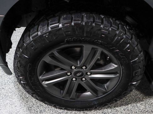 Used 2021 Ford F150 Lariat w/ Equipment Group 502A High image 12