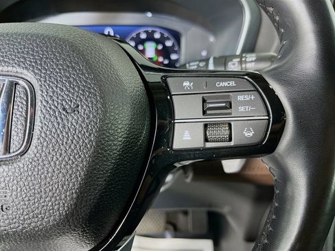 Used 2023 Honda Pilot Elite image 17