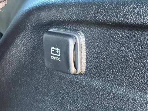 Used 2024 Jeep Grand Cherokee L Altitude image 14