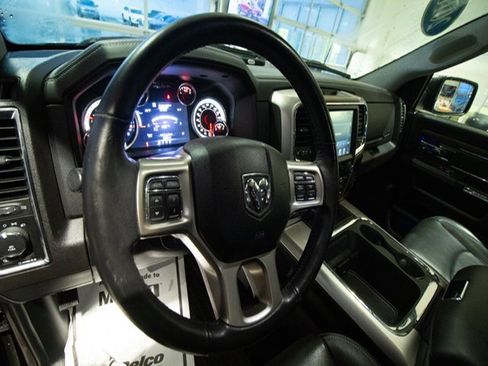 Used 2016 RAM 1500 Laramie w/ Convenience Group image 20