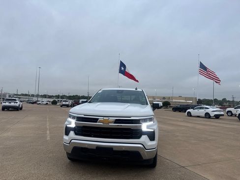 Used 2025 Chevrolet Silverado 1500 LT w/ Safety Package RWD image 6
