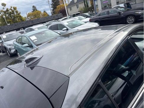 Used 2019 Toyota Prius XLE image 24