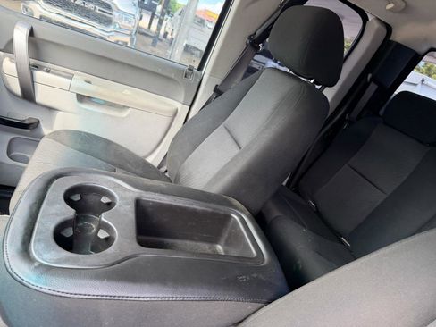 Used 2013 Chevrolet Silverado 2500 W/T RWD image 28