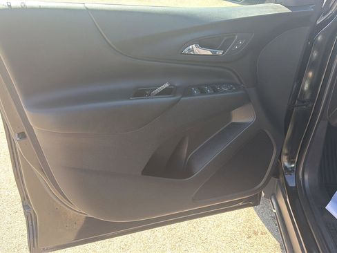 Used 2022 Chevrolet Equinox LT FWD image 13
