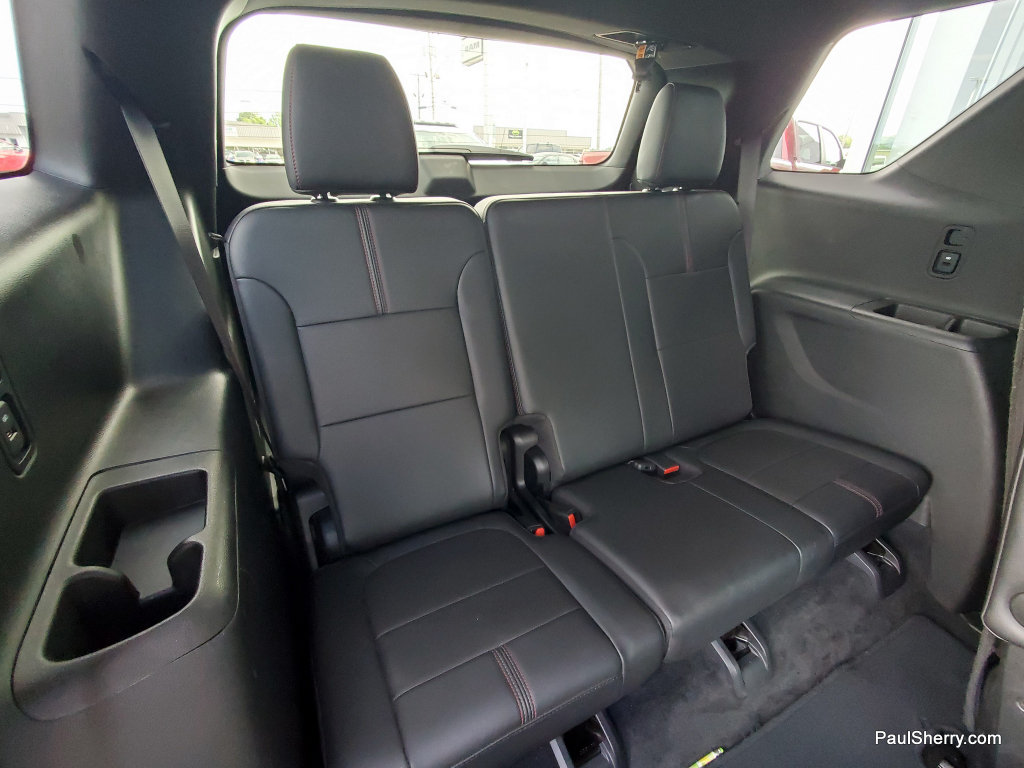Used 2022 Chevrolet Traverse RS FWD image 54