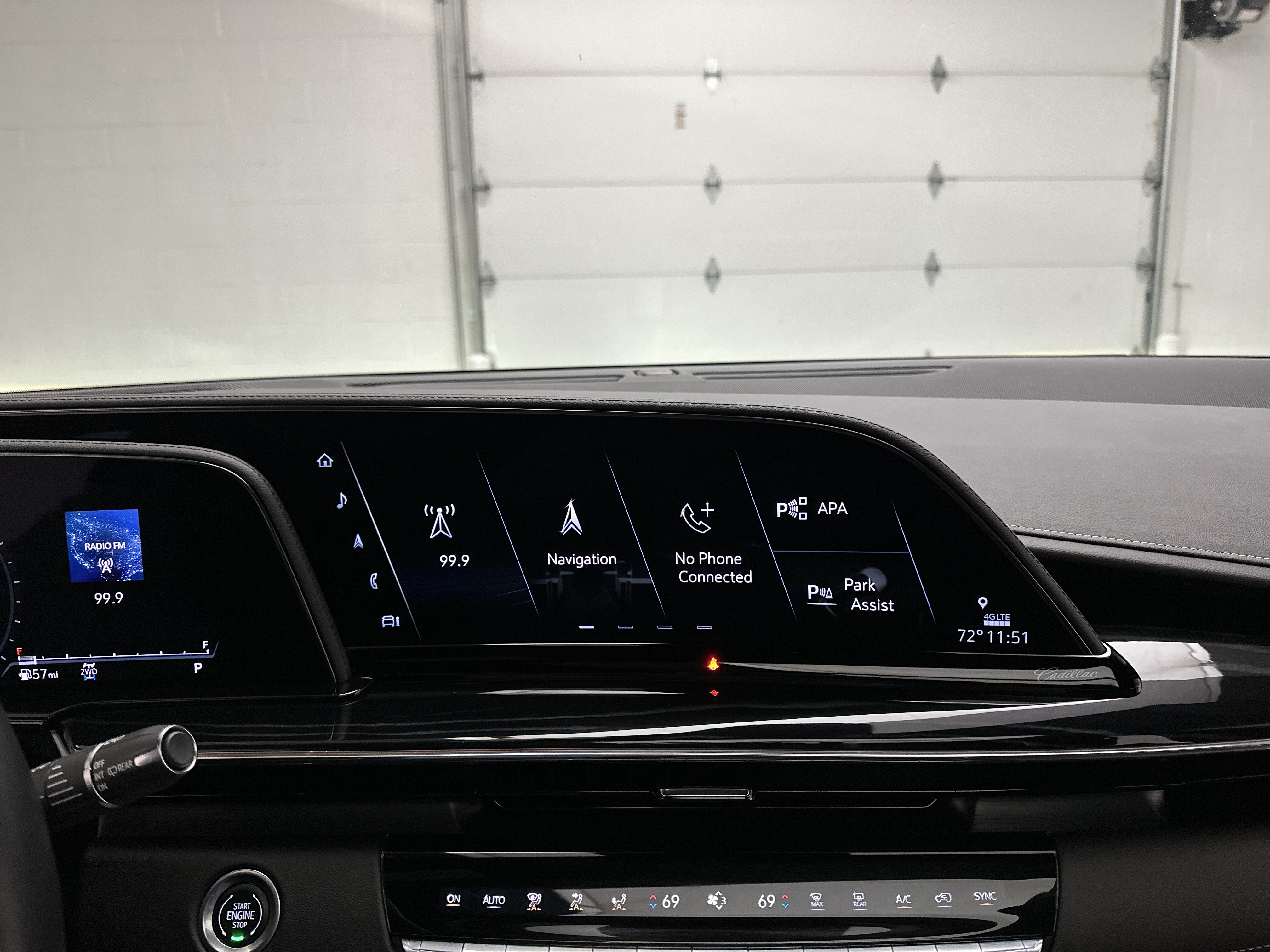 Used 2024 Cadillac Escalade Sport w/ LPO, ONYX Package AWD/4WD image 36