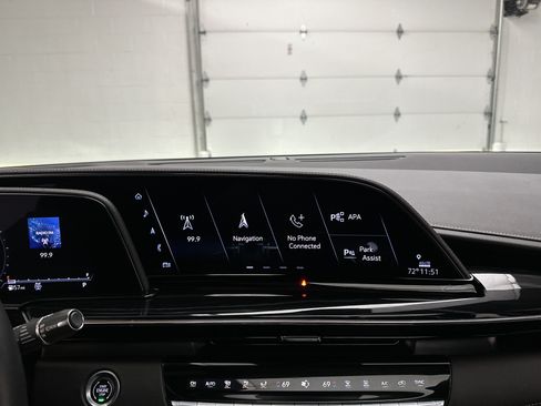 Used 2024 Cadillac Escalade Sport w/ LPO, ONYX Package AWD/4WD image 36