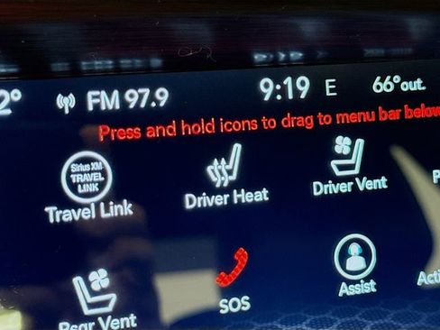 Used 2017 Dodge Charger SXT w/ AWD Premium Group image 21