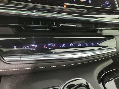 Certified 2022 Cadillac Escalade Sport AWD/4WD image 30
