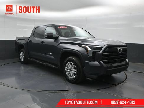 Used 2023 Toyota Tundra SR5 AWD/4WD image 4