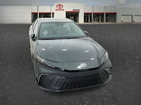 New 2026 Toyota Camry SE FWD image 12