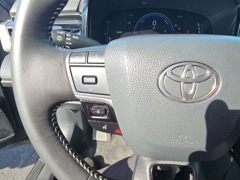 Used 2026 Toyota Camry SE FWD image 11