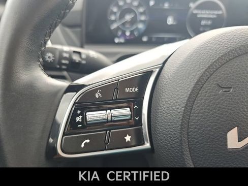 Certified 2024 Kia Seltos EX AWD/4WD image 17