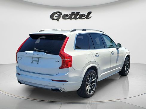 Used 2018 Volvo XC90 T6 Momentum w/ Convenience Package AWD/4WD image 6