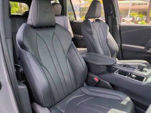 Used 2024 Lexus TX 500h AWD w/ Technology Package image 30