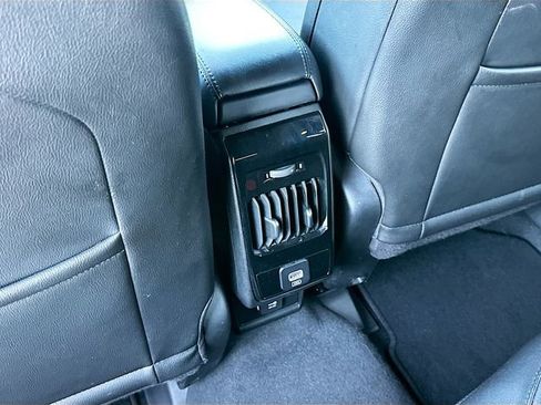 Used 2024 Jeep Compass Limited image 23