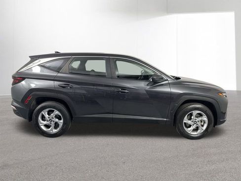 Used 2023 Hyundai Tucson SE image 34