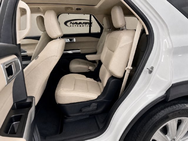 Used 2023 Ford Explorer Limited w/ Limited Technology Package RWD image 12