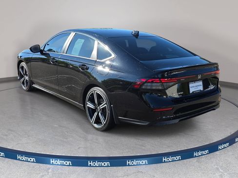 Used 2023 Honda Accord Sport image 8