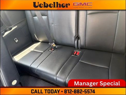 Used 2023 Toyota Highlander XLE FWD image 23