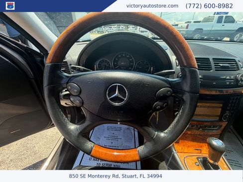 Used 2009 Mercedes-Benz E 320 BlueTEC Sedan image 14