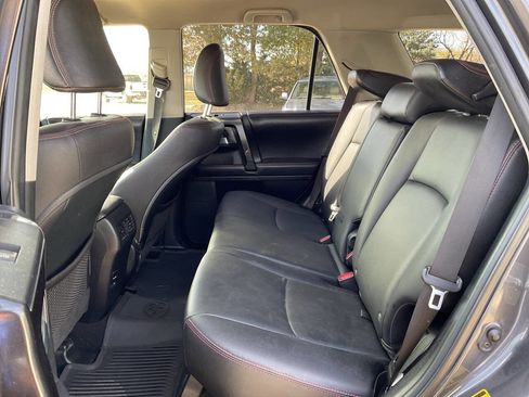 Used 2018 Toyota 4Runner TRD Off-Road Premium image 14