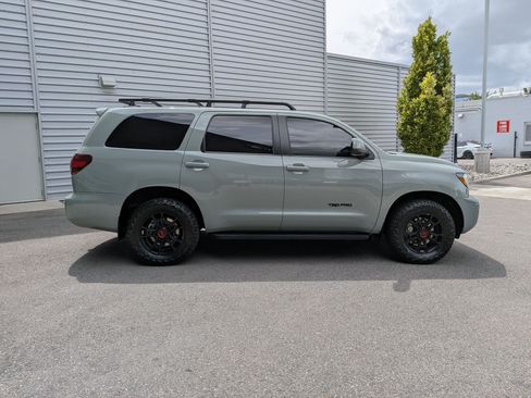 Used 2022 Toyota Sequoia TRD Pro AWD/4WD image 2