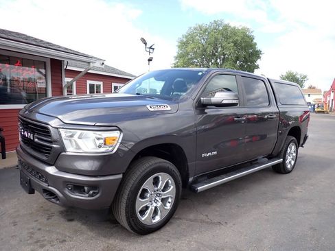 Used 2020 RAM 1500 Big Horn AWD/4WD image 3