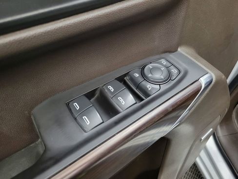 Used 2020 GMC Sierra 1500 SLT w/ SLT Premium Plus Package AWD/4WD image 6